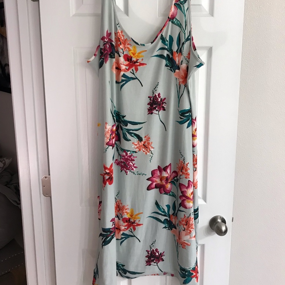 3x Light blue summer dress